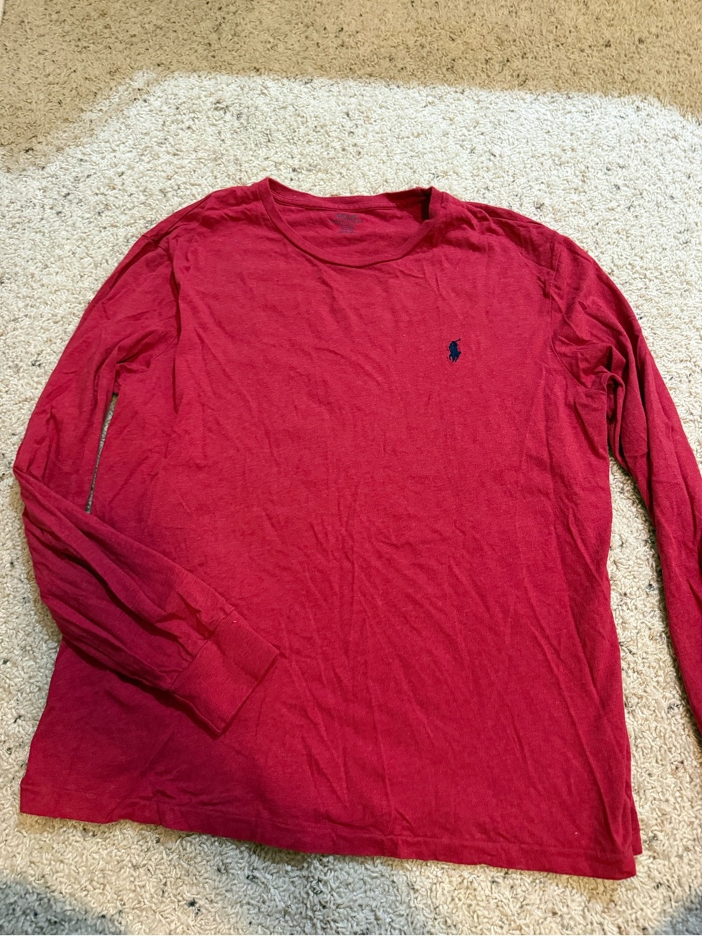 Long-Sleeve Crewneck Shirt in Red